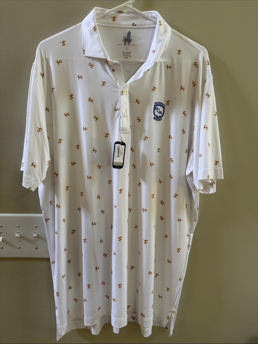 NEW! Johnnie-O White PGA National Resort White Golf Polo Men’s Adult Size Large!
